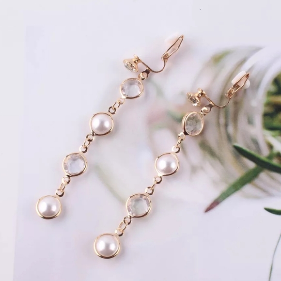 clip on earrings Jewelry - Clip On Dangling Pearly Lightweight Earrings
